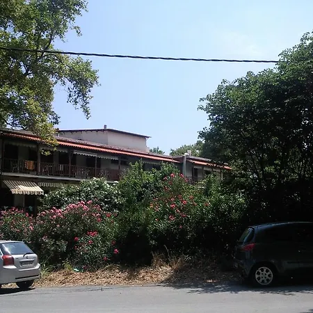 Katerina Hotel 2*