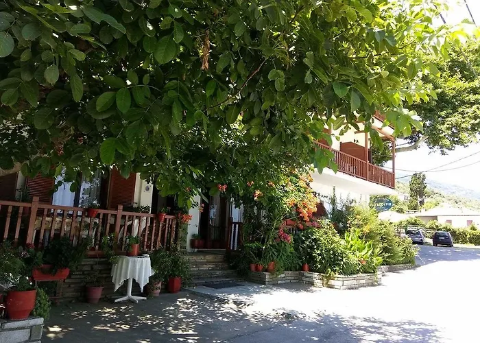 Katerina Hotel Chorefton